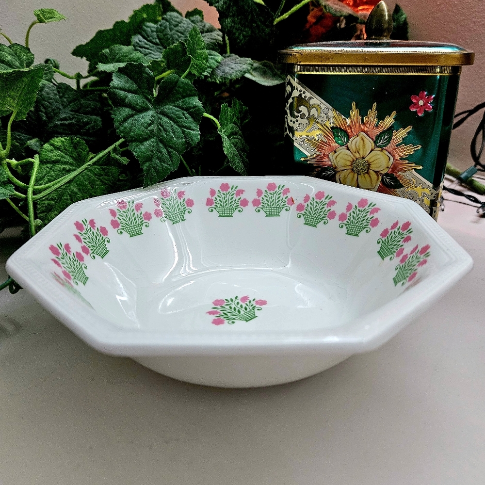 VTG Johnson Brother's Octogan Floral Boquet Bowl